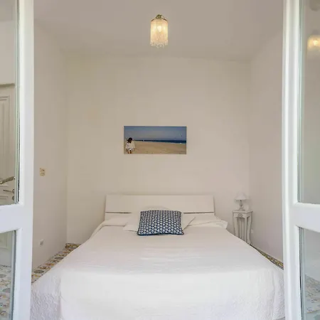 Tiziana Villa Sant'Angelo (Isola d'Ischia)
